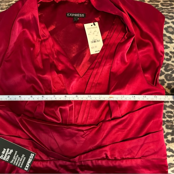 Perfect for Valentine's Day! NWT - Express Red Satin Dress. Size 12. - Picture 6 of 7
